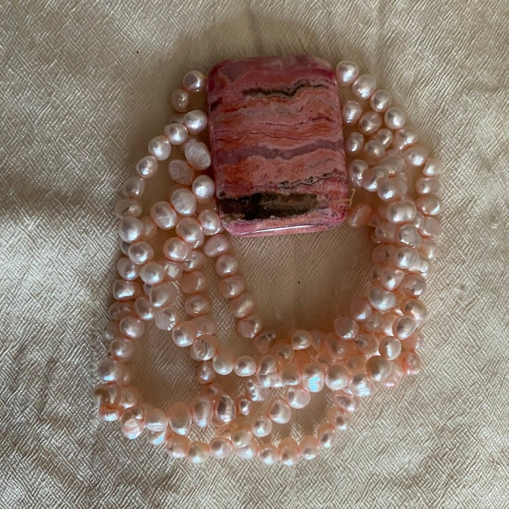 Rhodochrosite and fresh water pearl stretch bracelet